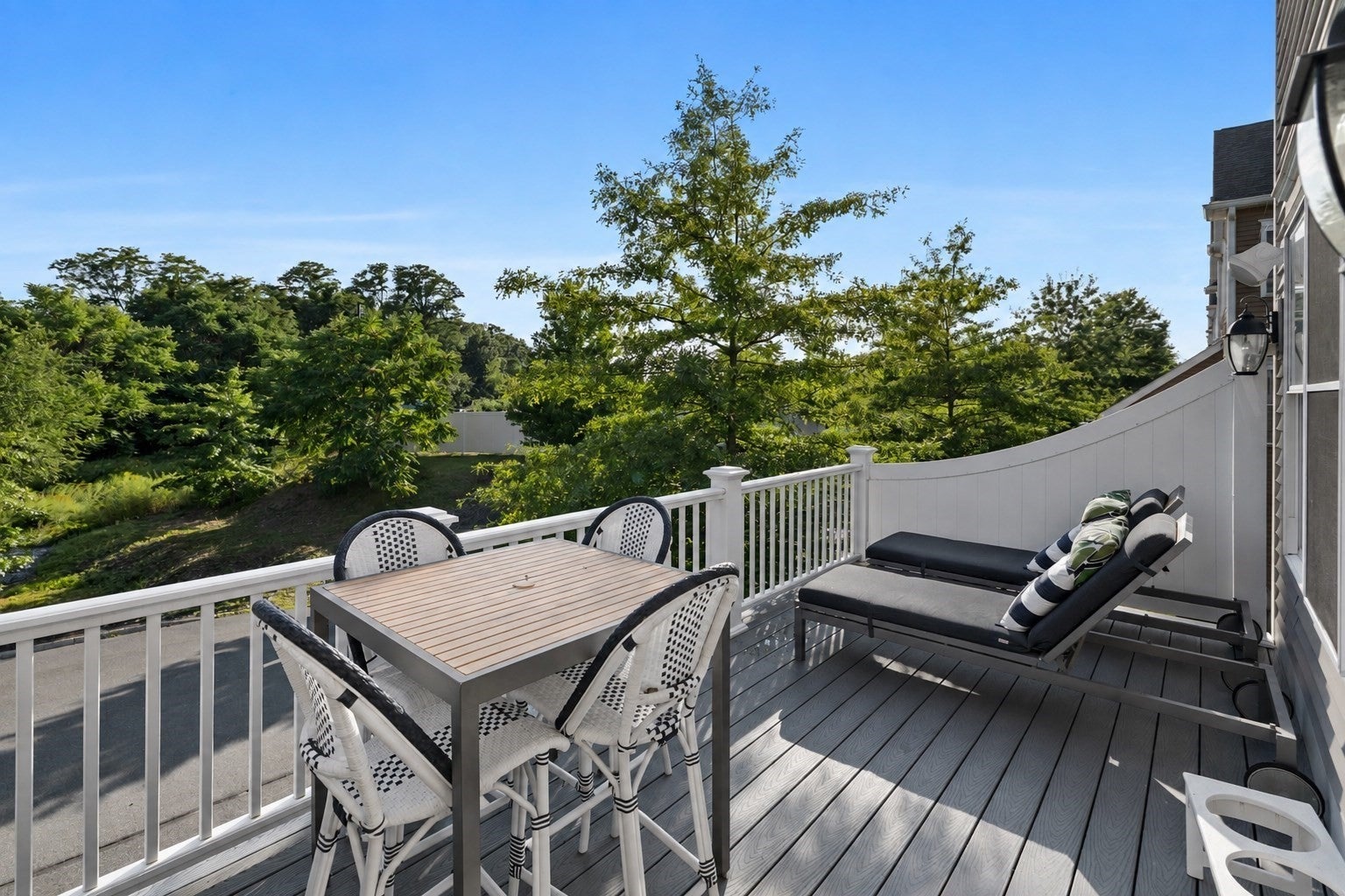 12 Grove St #2, Waltham, MA Photo #13
