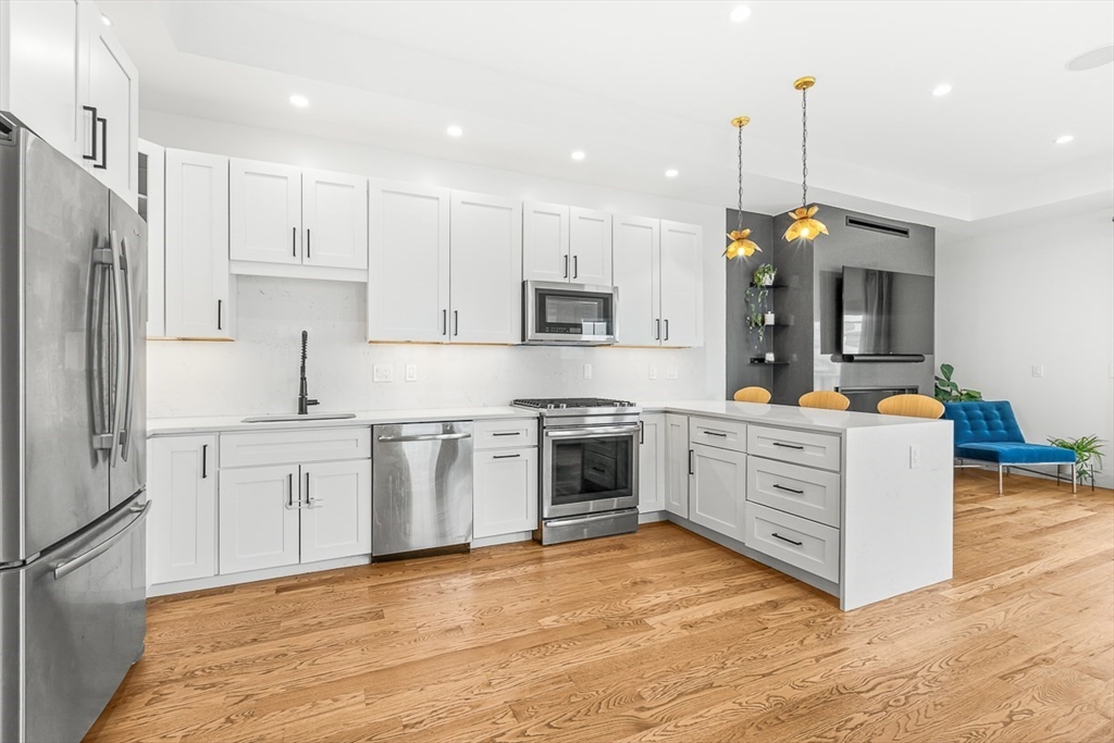 239 Lexington St 2