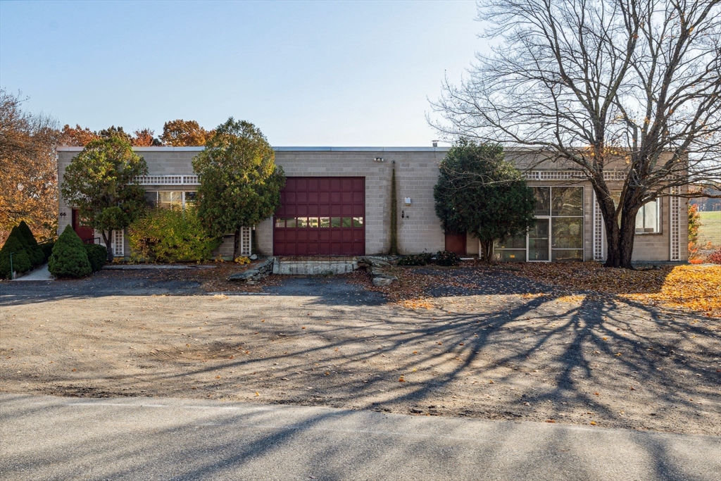 66 Breakneck Hill Rd