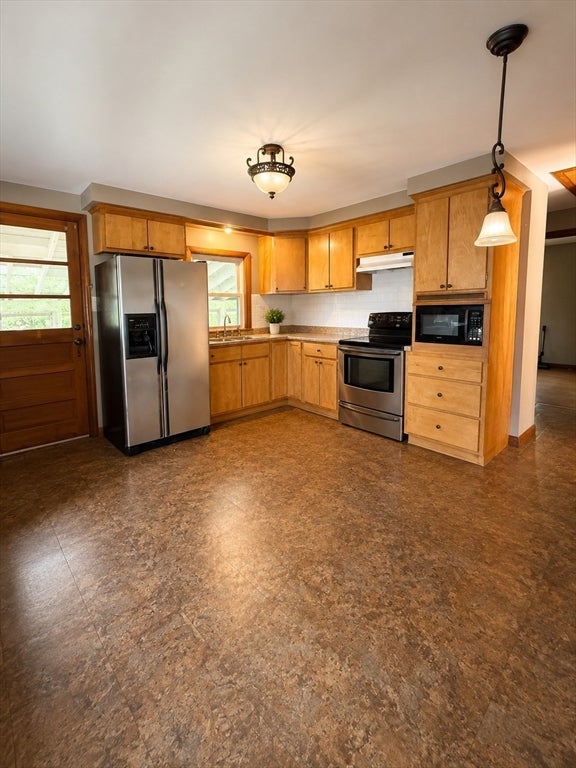 37 Mount View Drive, Clinton, MA Photo #7