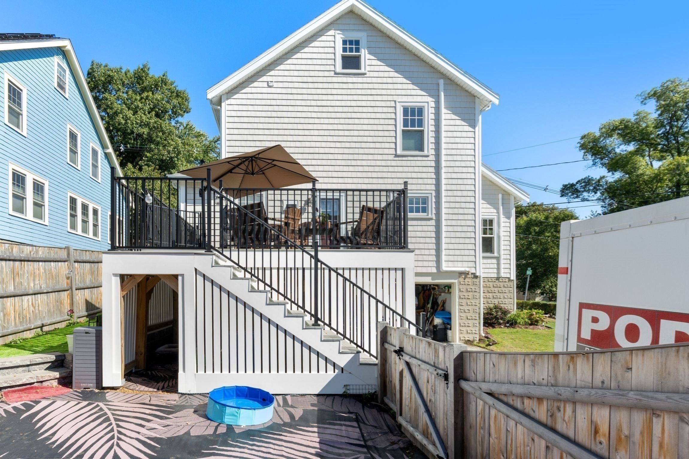 202 Spring St