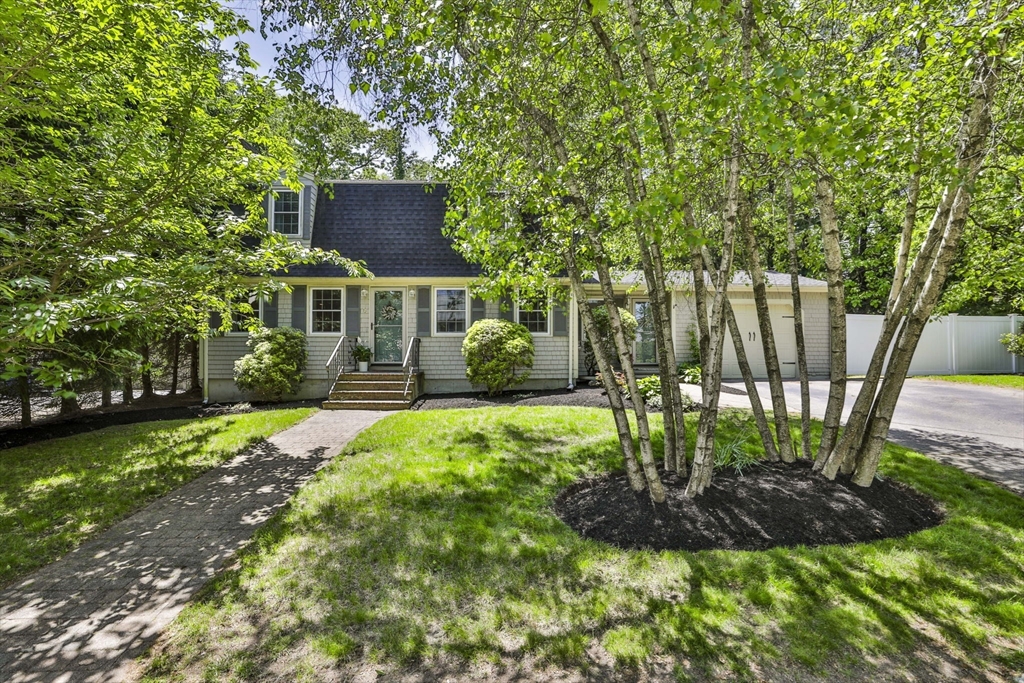 1 Columbine Rd