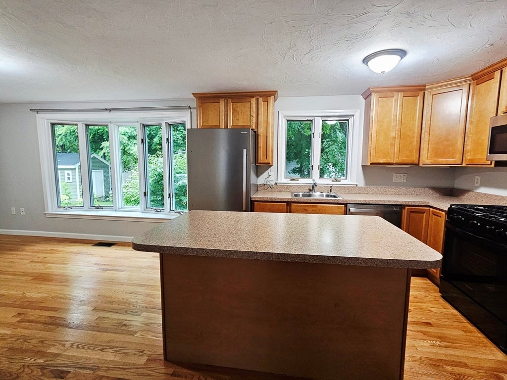 141 Main Street #1, Medway, MA Photo #7