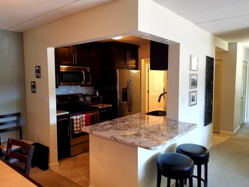 44 Main.Street 308