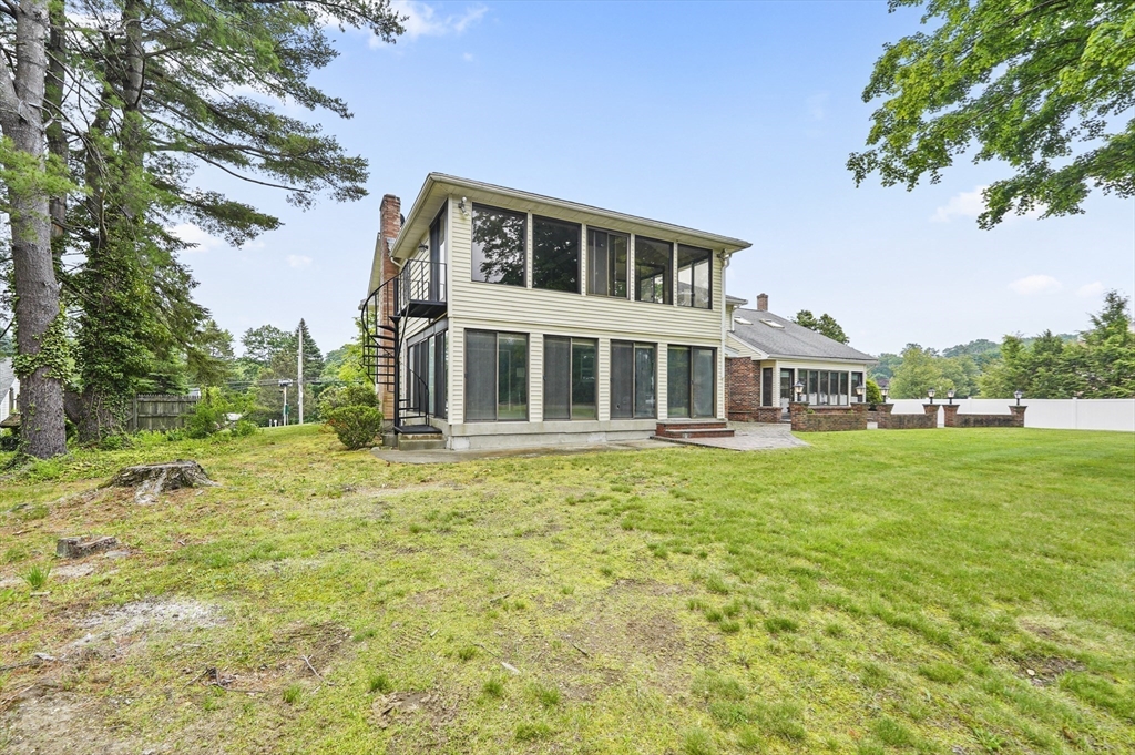 466 Hosmer Street