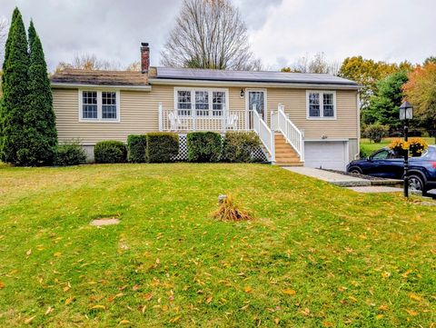 10 Harrington Rd Charlton MA 01507