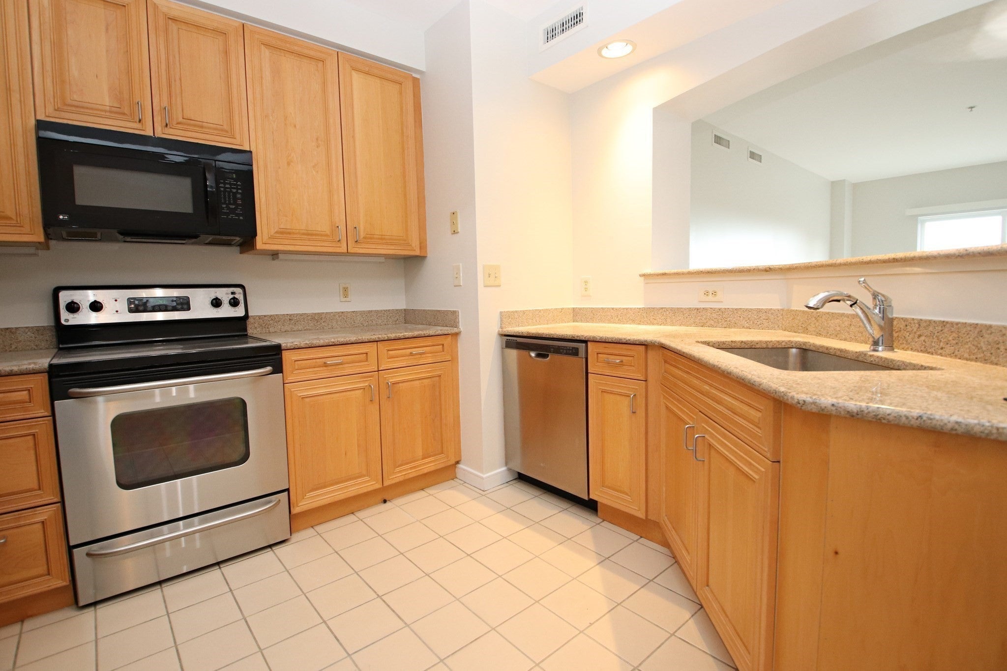 175 Cottage St #702, Chelsea, MA, 175 Cottage St #702, Chelsea, MA Photo #10