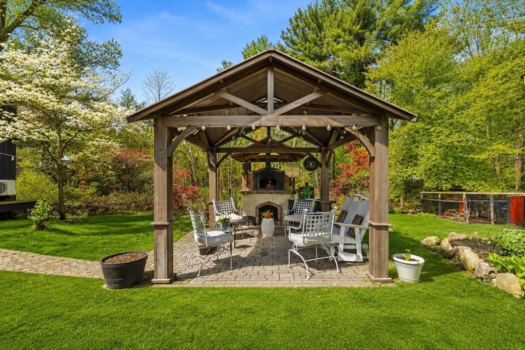 25 Warfield St, Hopedale, MA Photo #36