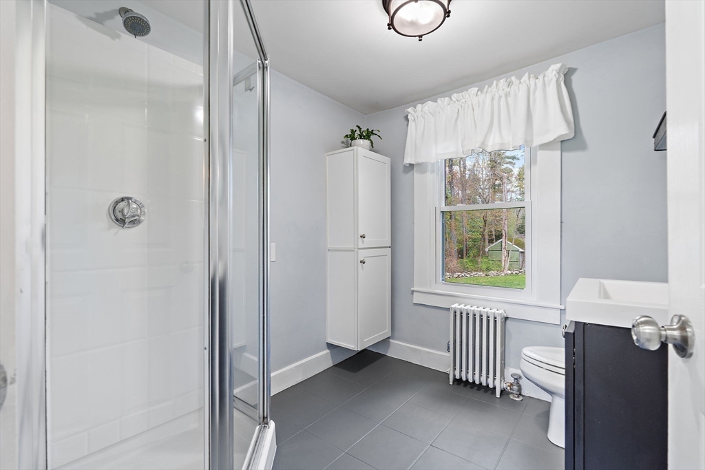 25 Warfield St, Hopedale, MA Photo #18
