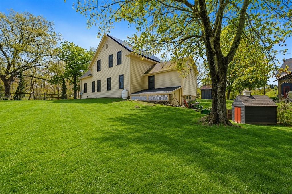 25 Warfield St, Hopedale, MA Photo #39