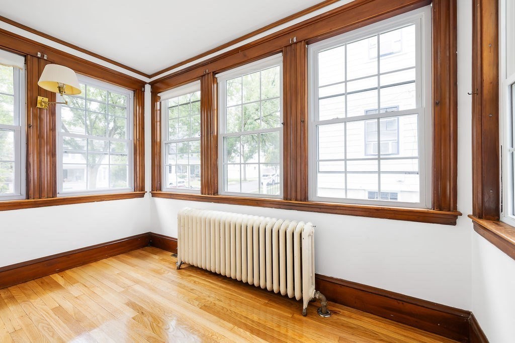 Boston, Massachusetts 02132, United States, 4 Bedrooms Bedrooms, ,4 BathroomsBathrooms,Residential,Pending,203251