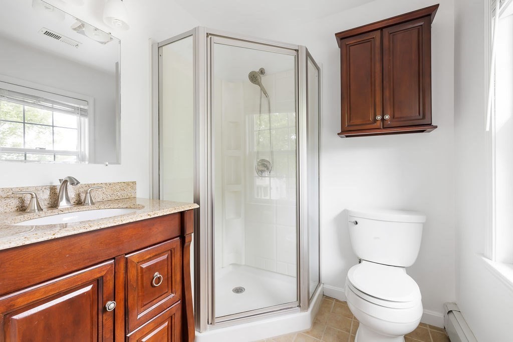 Boston, Massachusetts 02132, United States, 4 Bedrooms Bedrooms, ,4 BathroomsBathrooms,Residential,Pending,203251