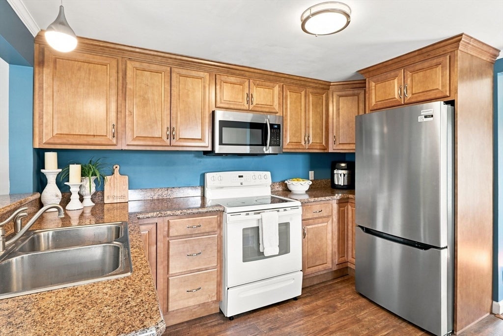77 Powder Mill Rd, Southwick, MA, 77 Powder Mill Rd, Southwick, MA Photo #7