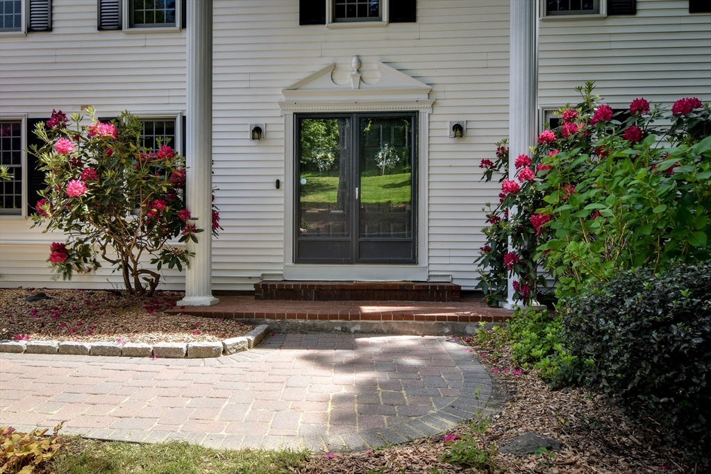92 Flanagan Drive