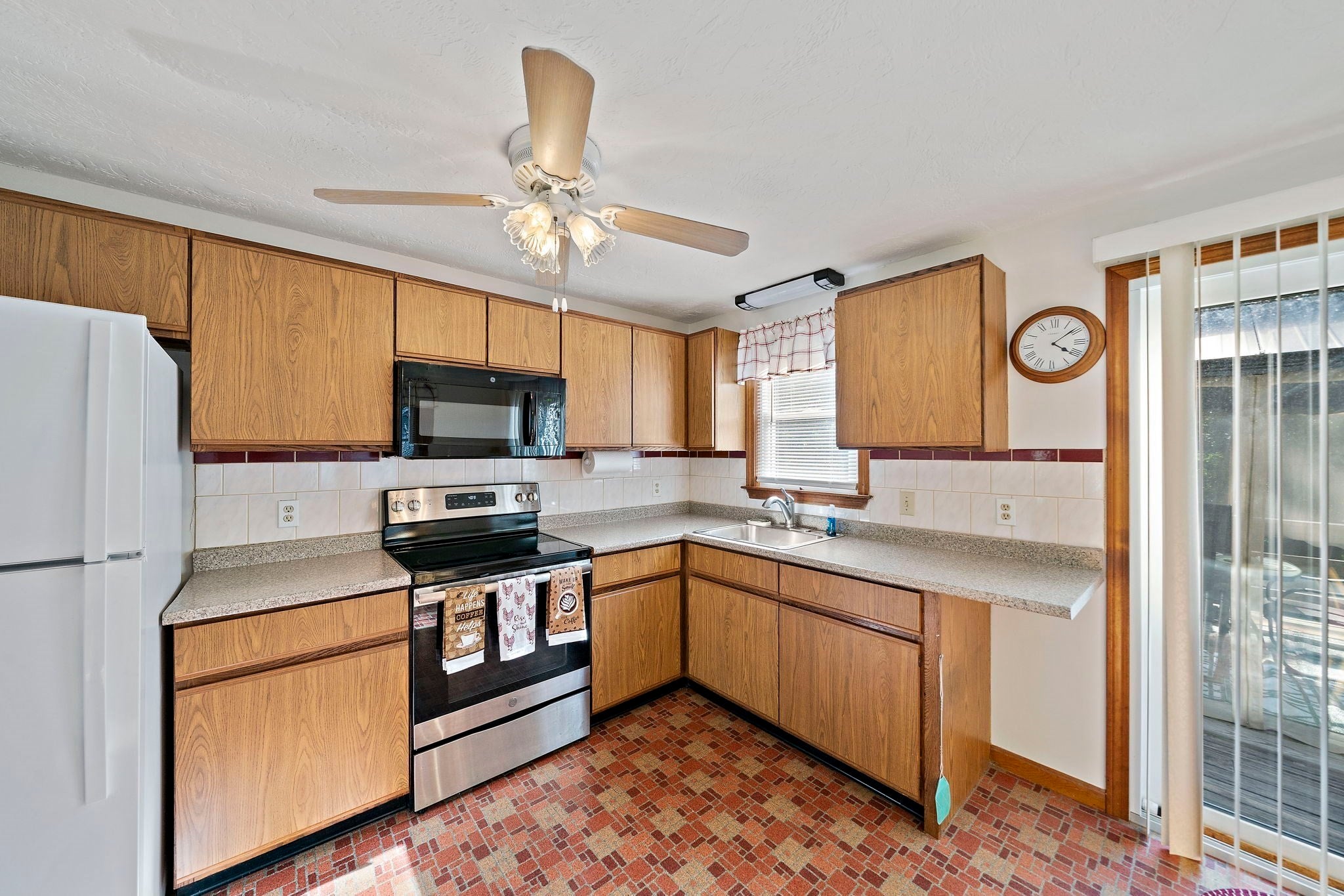 19 Deer Hollow Rd, Sandwich, MA Photo #8