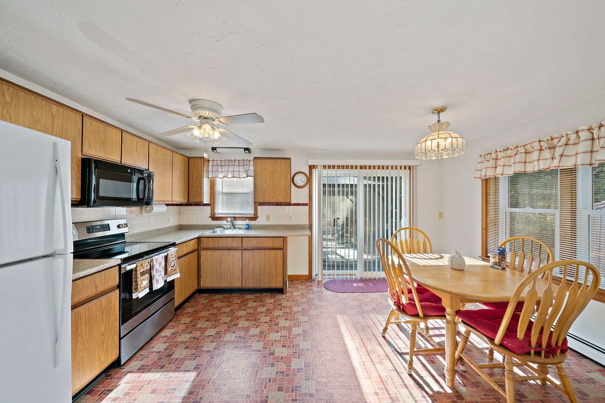 19 Deer Hollow Rd, Sandwich, MA Photo #6