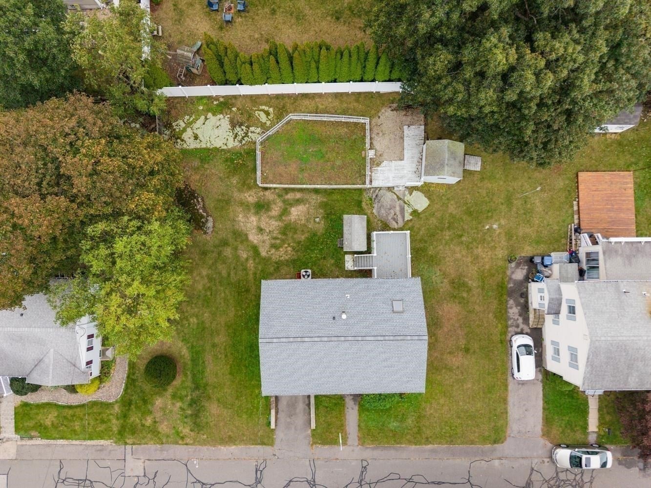 12 Marion Ave, Beverly, MA Photo #23