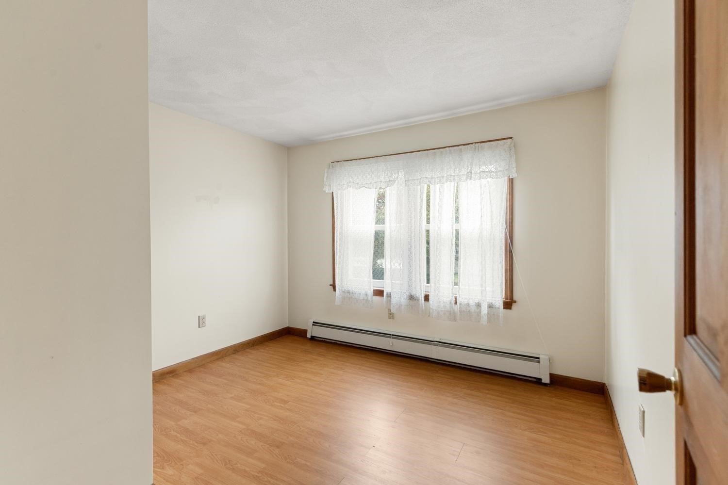 12 Marion Ave, Beverly, MA Photo #15