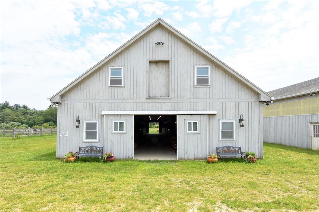 399 Main St