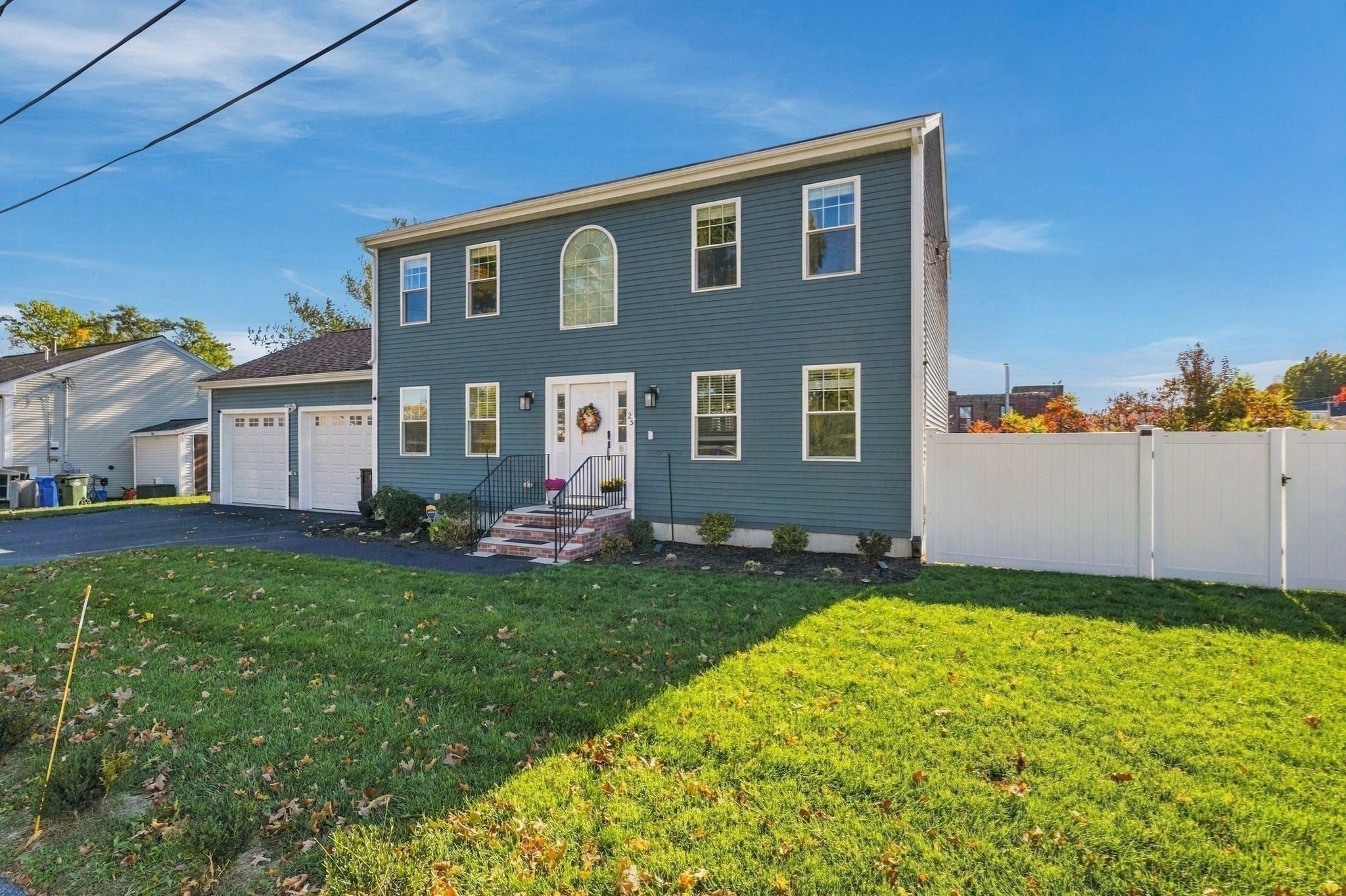 25 Vernon St
