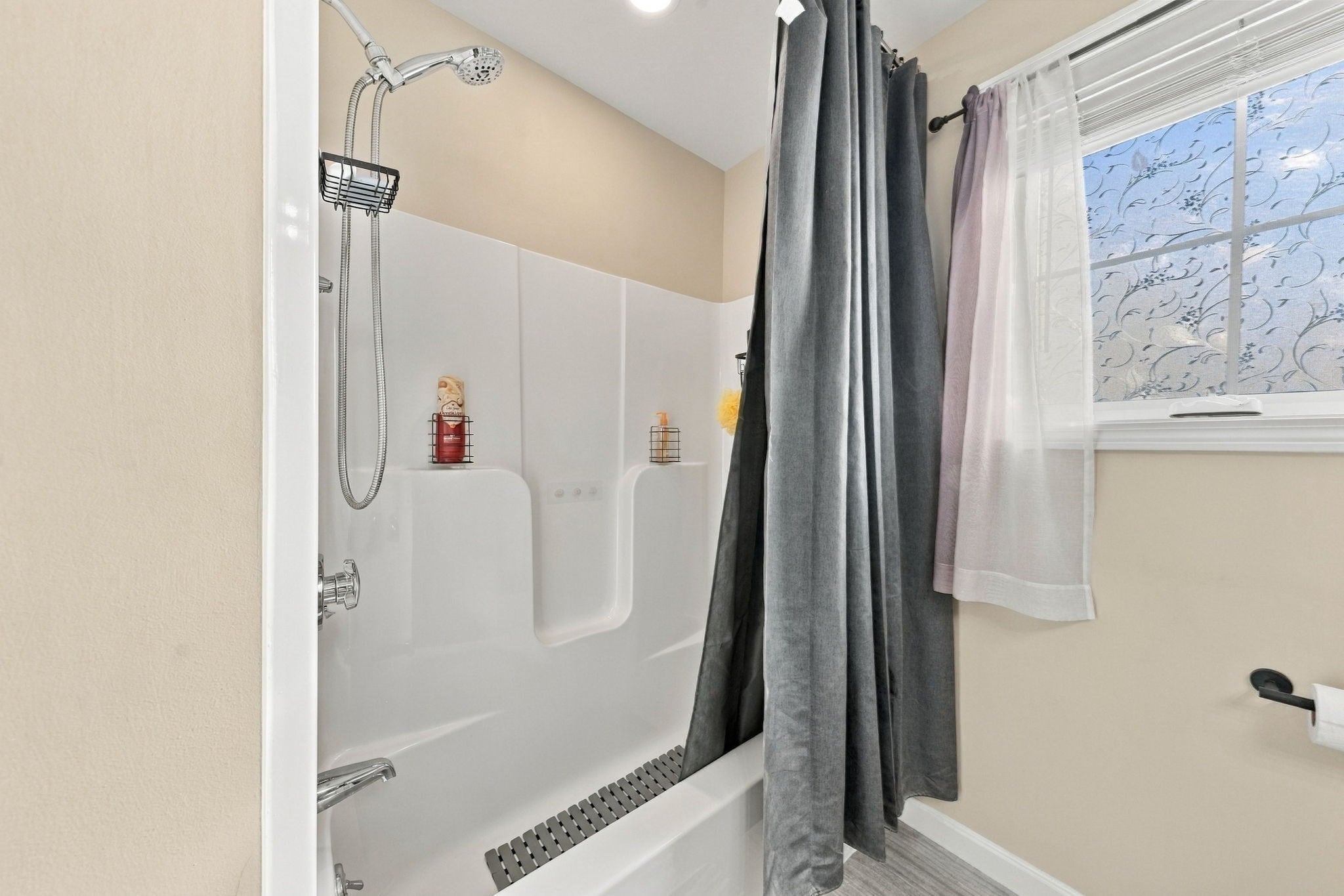 25 Vernon St, Fall River, MA, 25 Vernon St, Fall River, MA Photo #35
