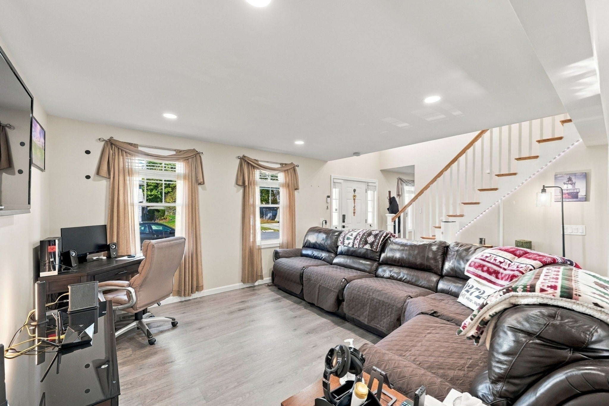 25 Vernon St, Fall River, MA, 25 Vernon St, Fall River, MA Photo #18