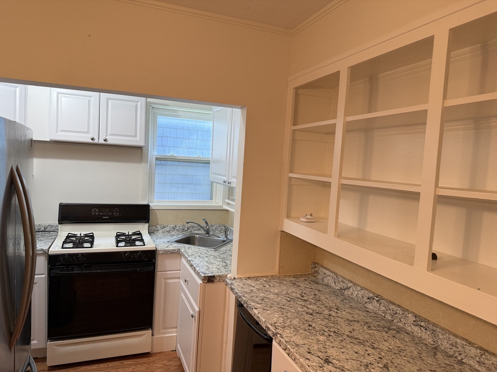 17 Ashland St 1