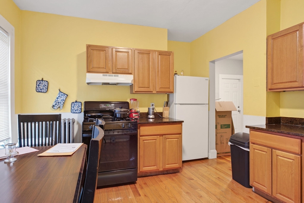 23 Deering Rd