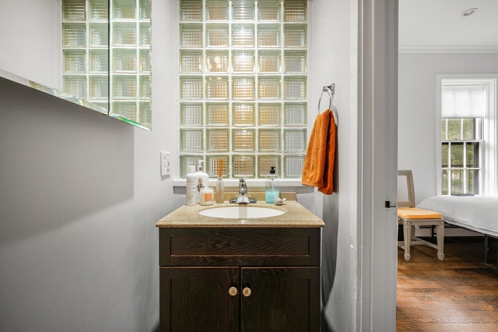 11 Dartmouth Place #2, Boston, MA Photo #11