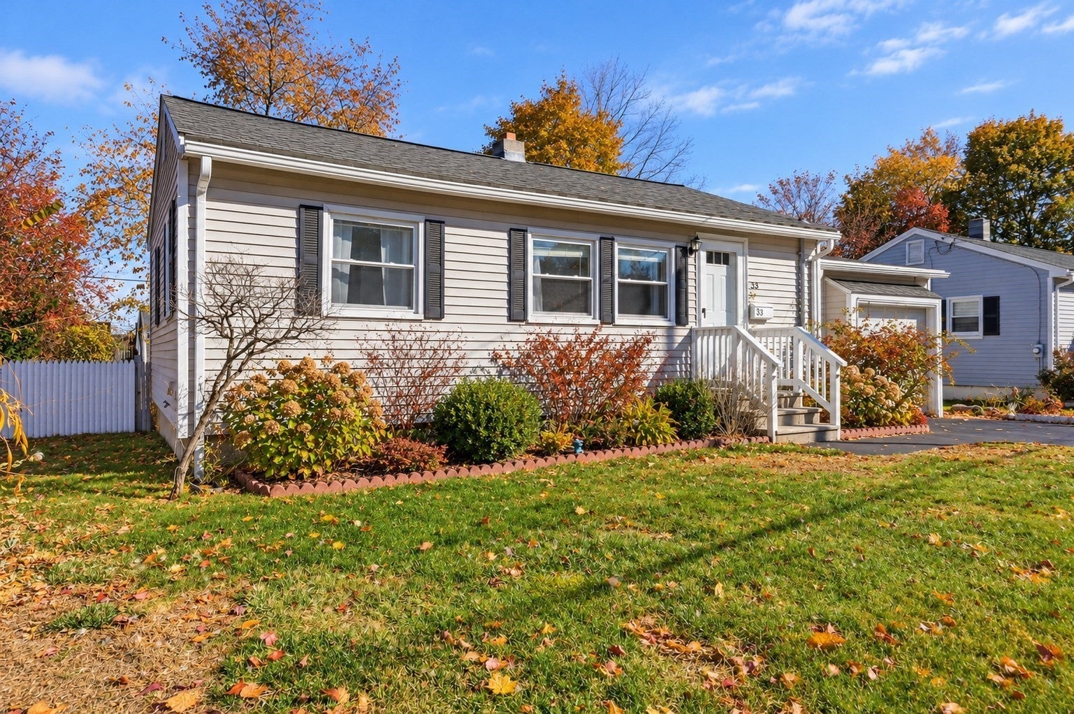 33 Markham Circle