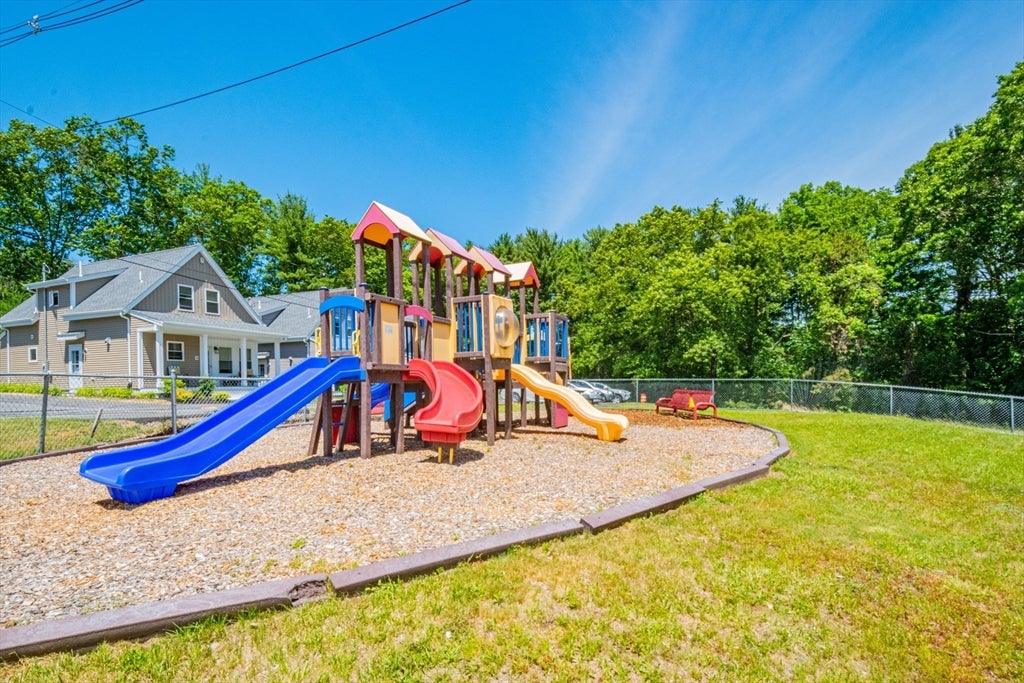 20 Mickelson Ln #17, Bedford, MA Photo #27