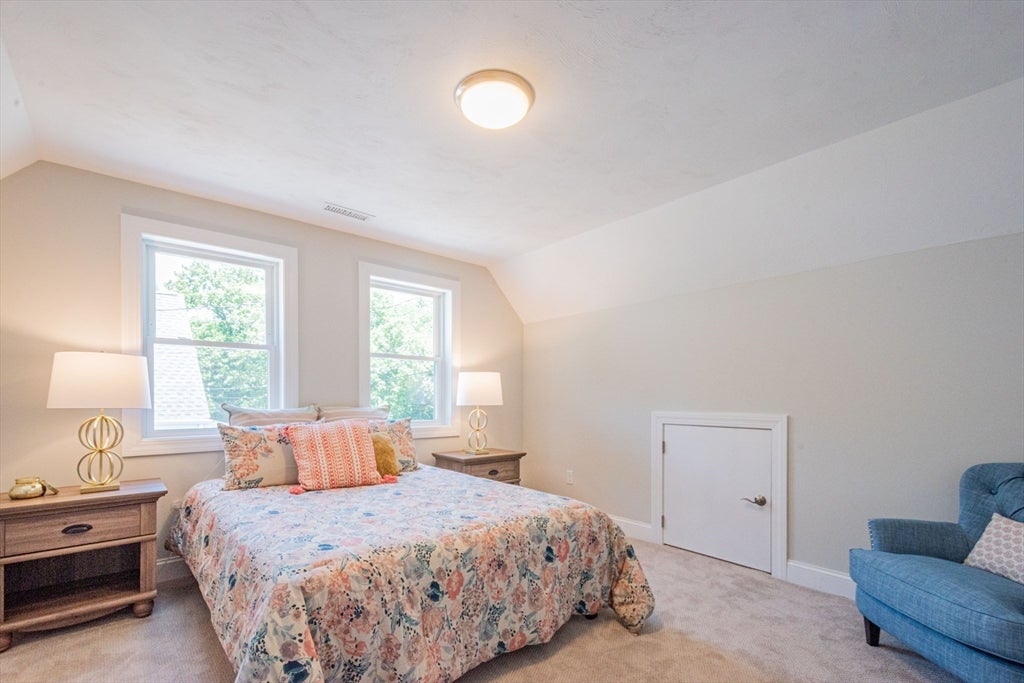 20 Mickelson Ln #17, Bedford, MA Photo #18