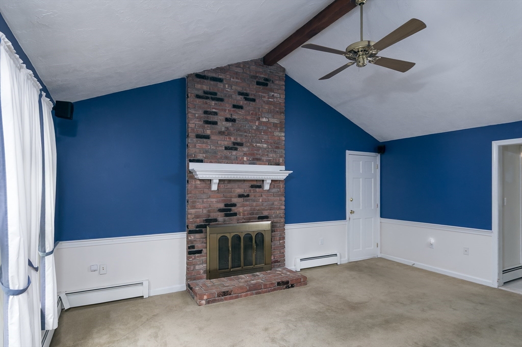 40 Langley Ln