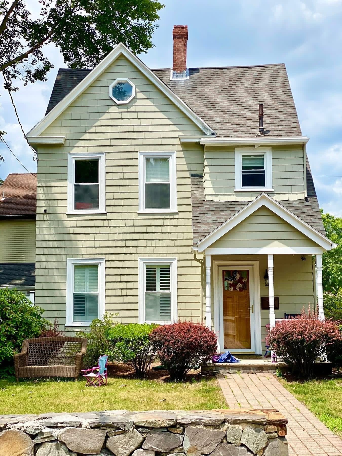 Click for 488 Washington Street, Winchester, MA slideshow