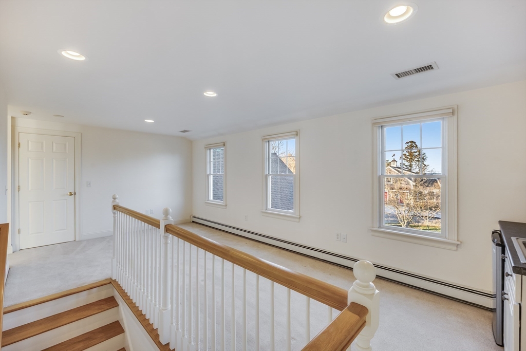 Chatham, Massachusetts 02633, United States, 4 Bedrooms Bedrooms, ,4 BathroomsBathrooms,Residential,Active,107713