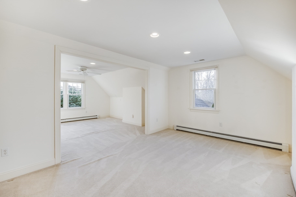 Chatham, Massachusetts 02633, United States, 4 Bedrooms Bedrooms, ,4 BathroomsBathrooms,Residential,Active,107713