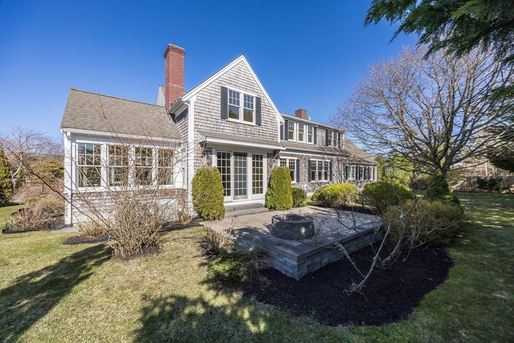 Chatham, Massachusetts 02633, United States, 4 Bedrooms Bedrooms, ,4 BathroomsBathrooms,Residential,Active,107713