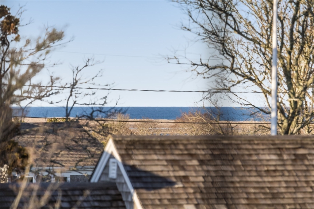 Chatham, Massachusetts 02633, United States, 4 Bedrooms Bedrooms, ,4 BathroomsBathrooms,Residential,Active,107713