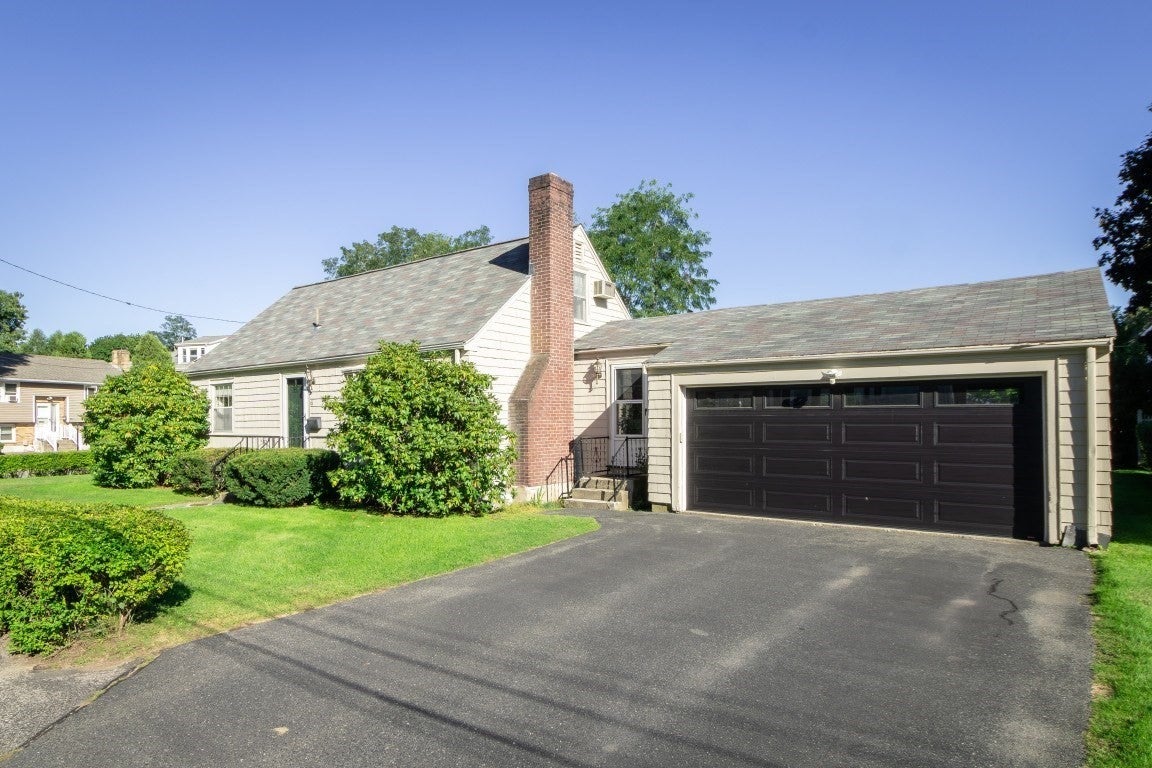 6 Albert St, Waltham, MA, 6 Albert St, Waltham, MA Photo #1