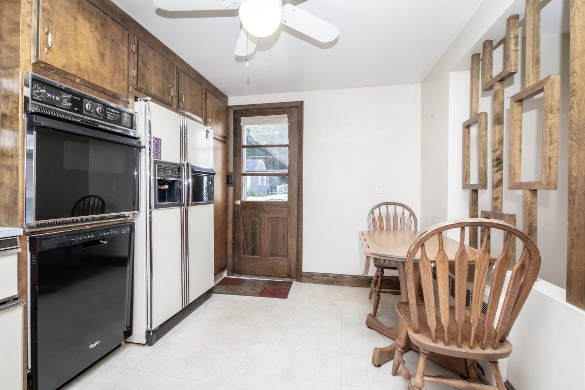 6 Albert St, Waltham, MA, 6 Albert St, Waltham, MA Photo #10