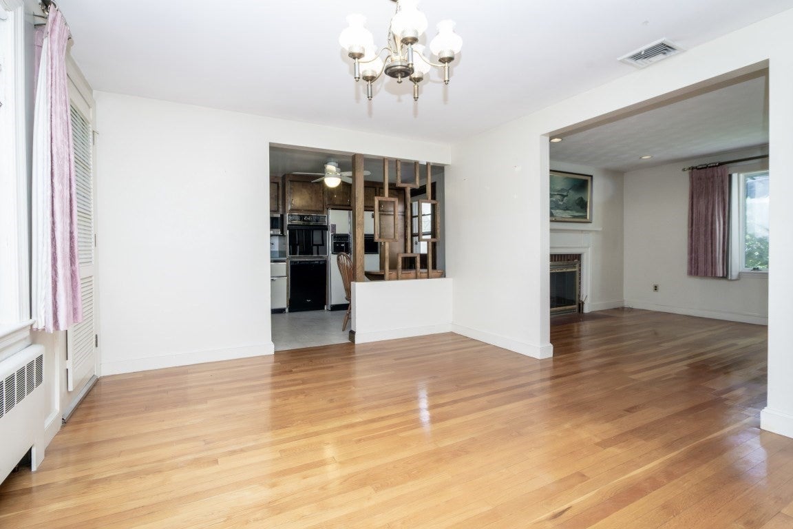 6 Albert St, Waltham, MA, 6 Albert St, Waltham, MA Photo #8