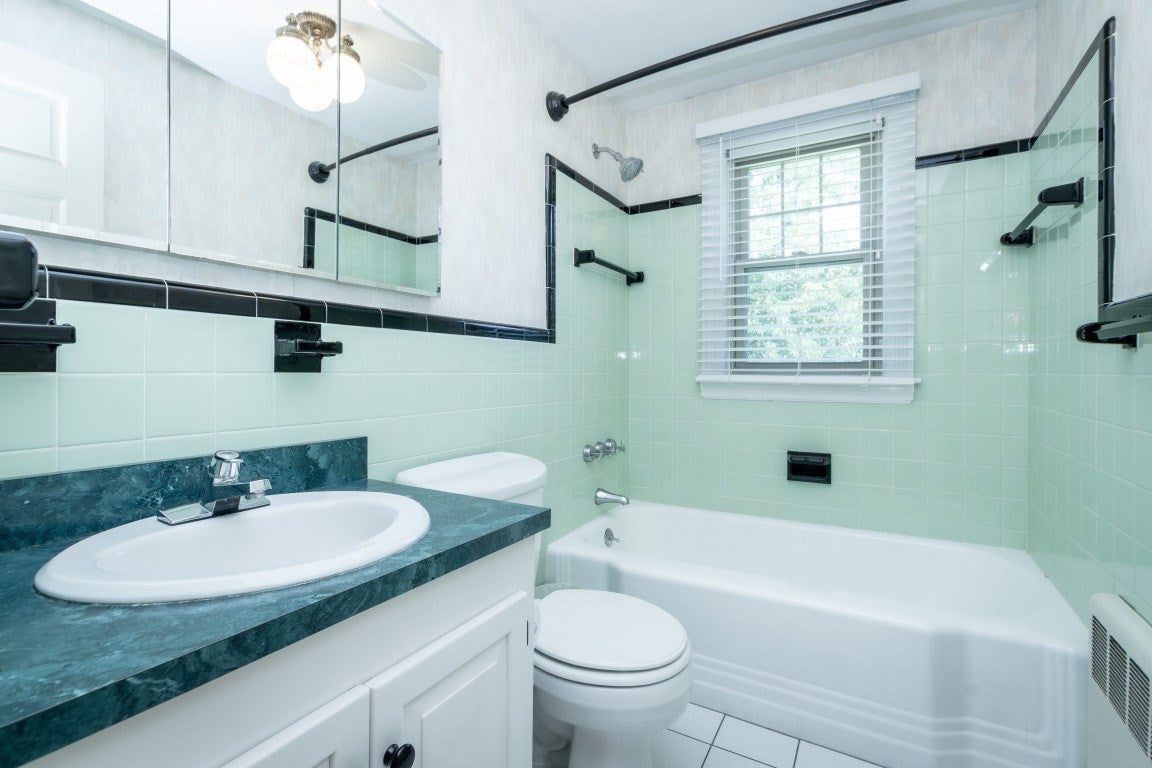 6 Albert St, Waltham, MA, 6 Albert St, Waltham, MA Photo #16