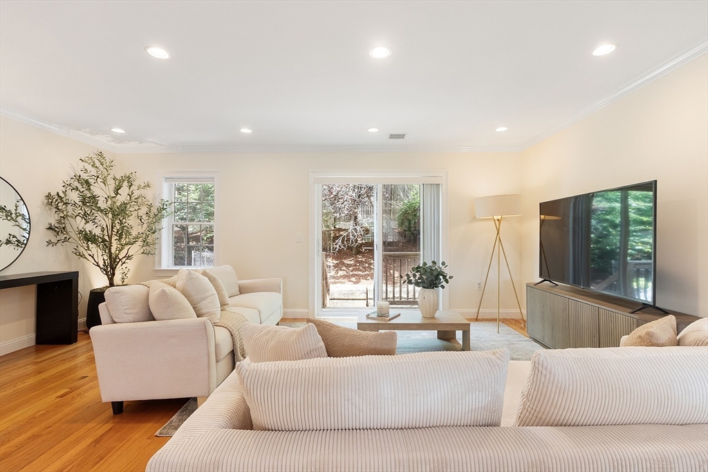 63 Loomis Street 63