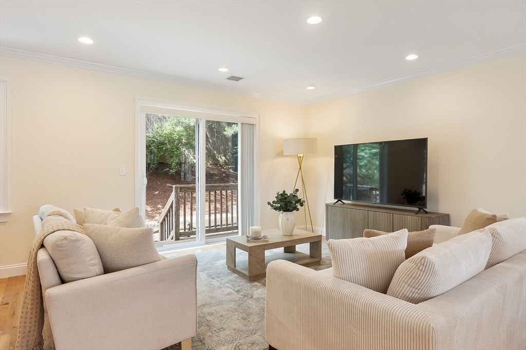 63 Loomis Street 63