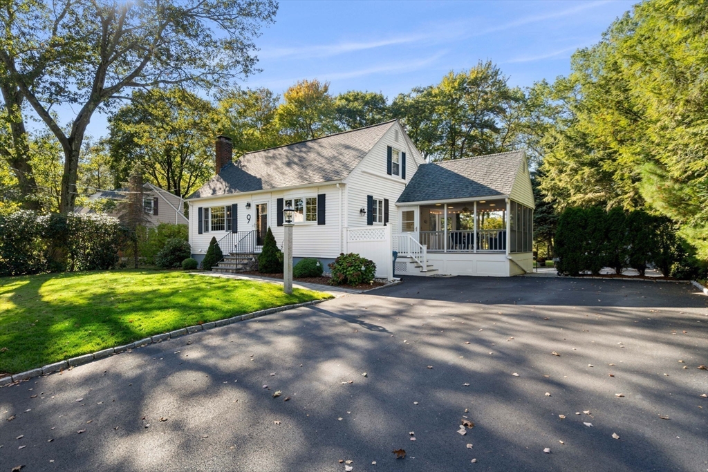 9 Upland Rd
