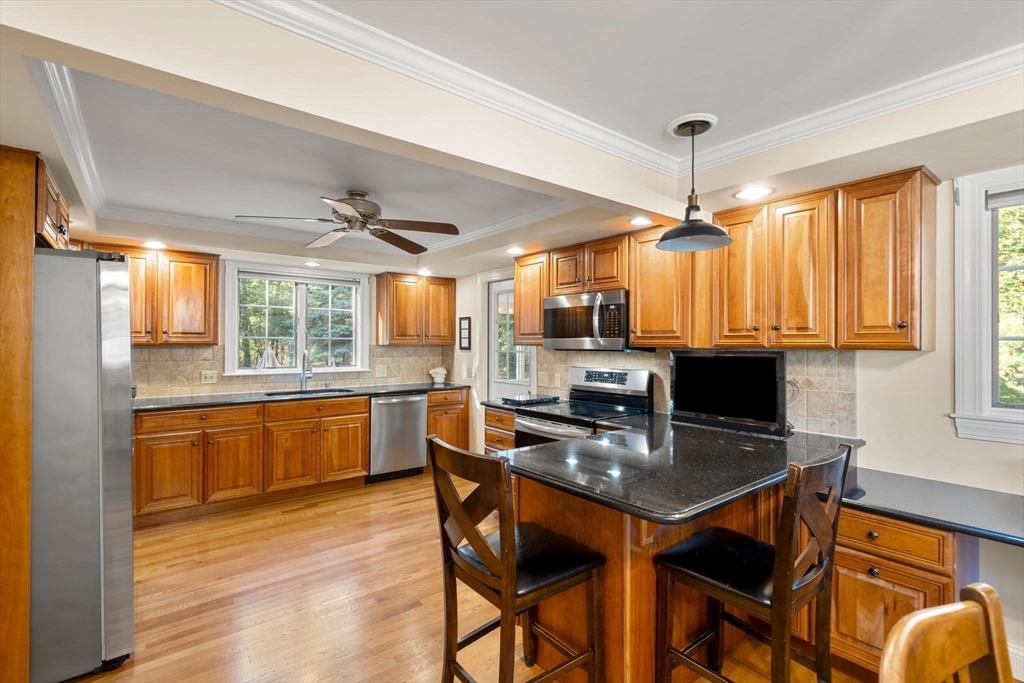 9 Upland Rd