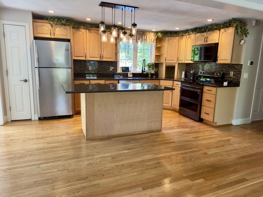 104 Short Street