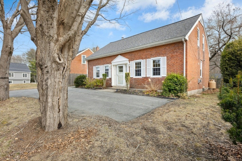 Listing image 1