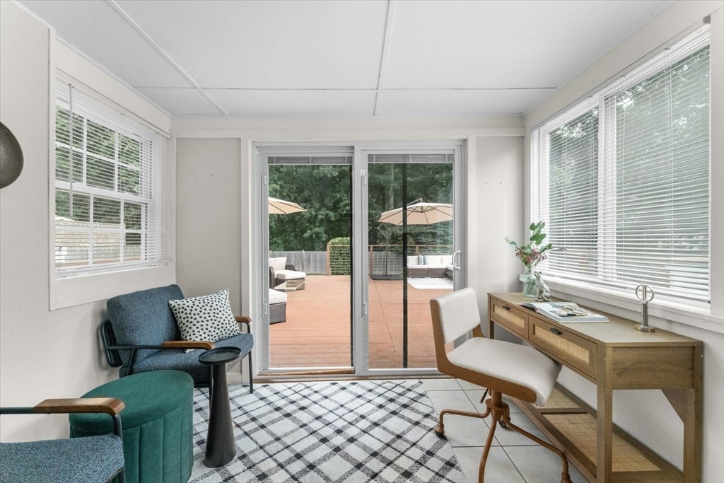 19 W Sigourney St, Lynn, MA Photo #9
