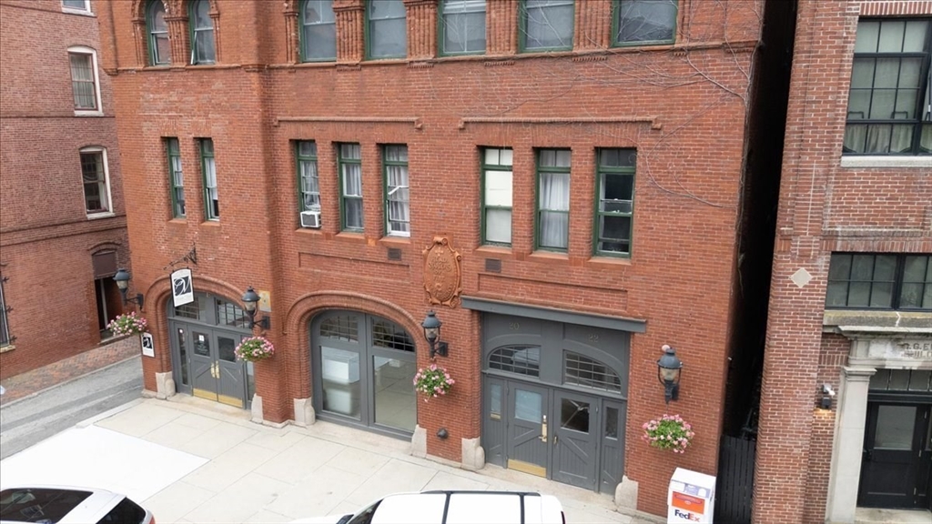 18-22 Essex Street 22